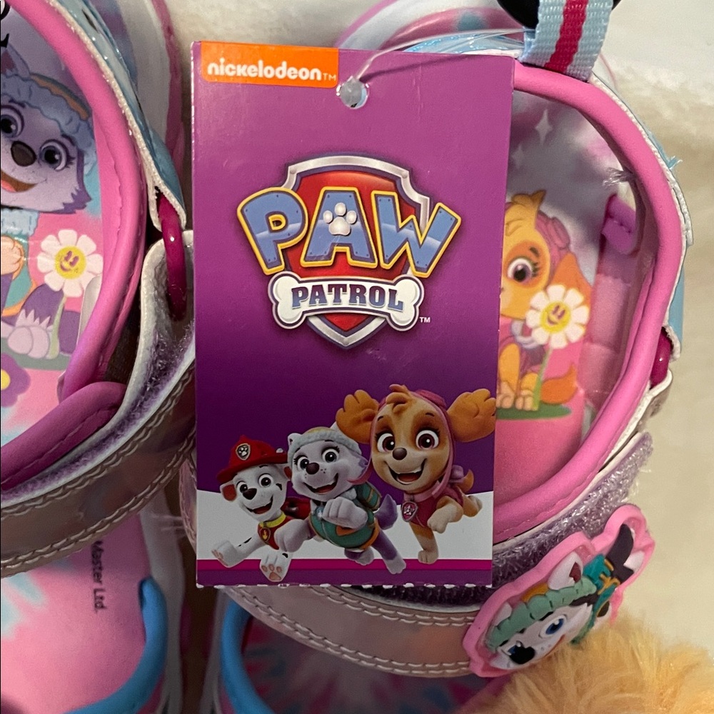 NEW  Paw Patrol Pink and Purple Sandals